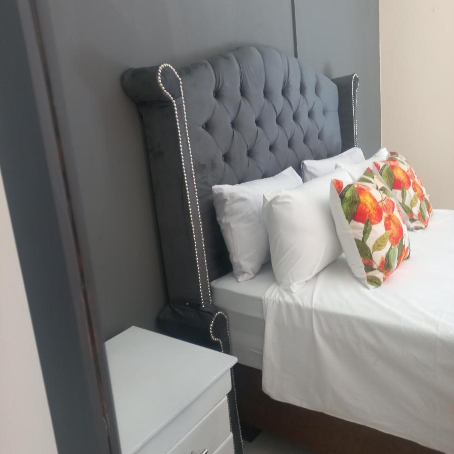 Genesis Guesthouze Hotell Bela-Bela Exteriör bild